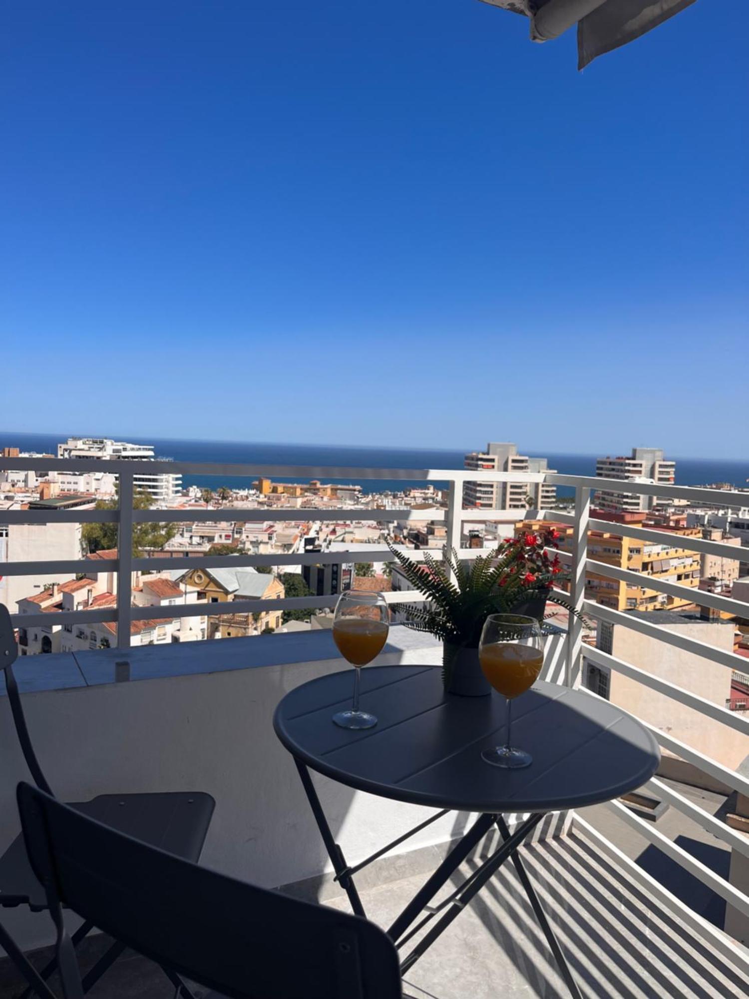 Torre Lll Apartamento Torremolinos Exterior foto